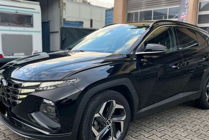 Hyundai TUCSON 150.000 km 21.990 &euro; Frankfurt am Main 65933