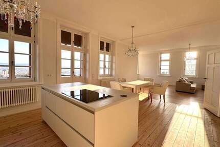 Wohnung Gelnhausen - 4 Zimmer, 161 m&sup2;, 2.576&euro; | Angebot:25957795