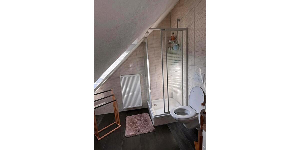 Dachgeschoßwohnung Schöllkrippen - 3 Zimmer, 85 m&sup2;, 900&euro; | Angebot:25407929