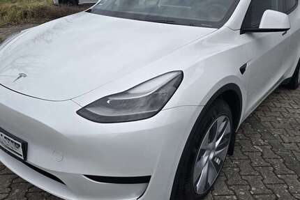 Tesla Model Y 35.600 km 34.500 &euro; Erzhausen 64390