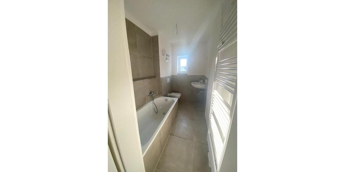 Etagenwohnung Offenbach am Main Hafen - 2 Zimmer, 55 m&sup2;, 1.200&euro; | Angebot:25309217