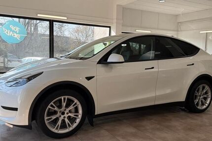 Tesla Model Y 39.800 km 30.500 &euro; Aschaffenburg 63741