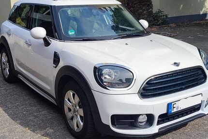 Mini Countryman C (Cooper) 76.000 km 16.350 &euro; Frankfurt am Main 60528