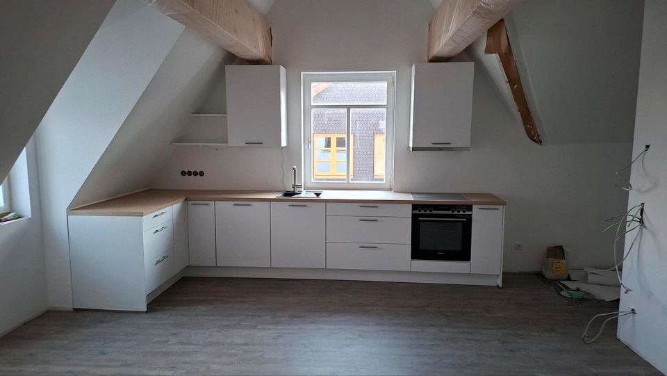 Dachgeschoßwohnung Bruchköbel - 3 Zimmer, 84 m&sup2;, 1.100&euro; | Angebot:25965241