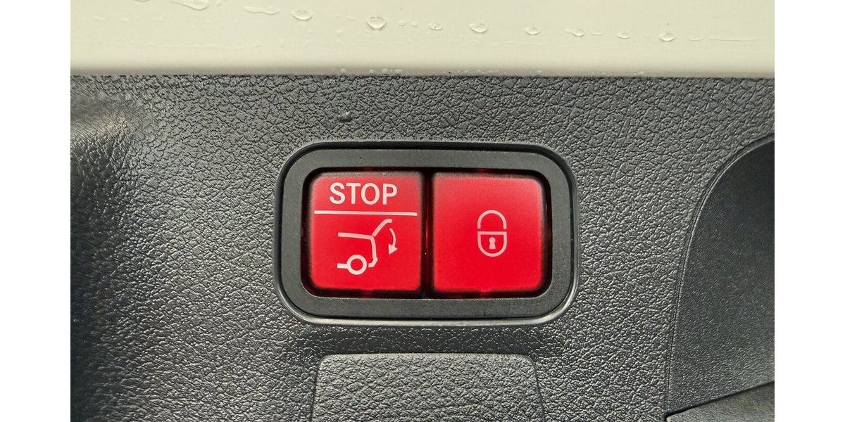 Mercedes-Benz CLA 250 Shooting Brake 4M AMG PREMIUM-PANO-NIGHT 24.401 km 38.899 &euro; Groß-Umstadt 64823