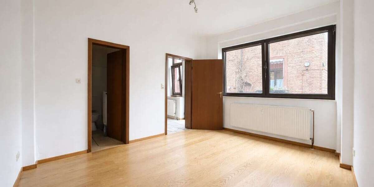 Etagenwohnung Frankfurt Sachsenhausen Nord - 1 Zimmer, 25 m&sup2;, 400&euro; | Angebot:25871822