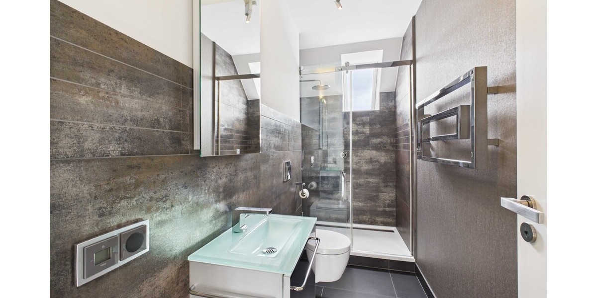 Exklusives Maisonette-Penthouse mit EBK, Whirlpool, Sauna & 2 TG-Stellplätzen - provisionsfrei - Maisonettenwohnung Karben / Petterweil Petterweil | Angebot:24951224