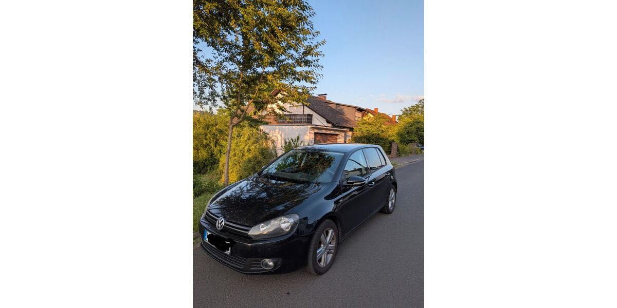 VW Golf 134.600 km 5.200 &euro; Mömbris 63776