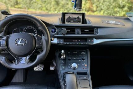 Lexus CT 200h 135.540 km 12.499 &euro; Frankfurt an Main 60320