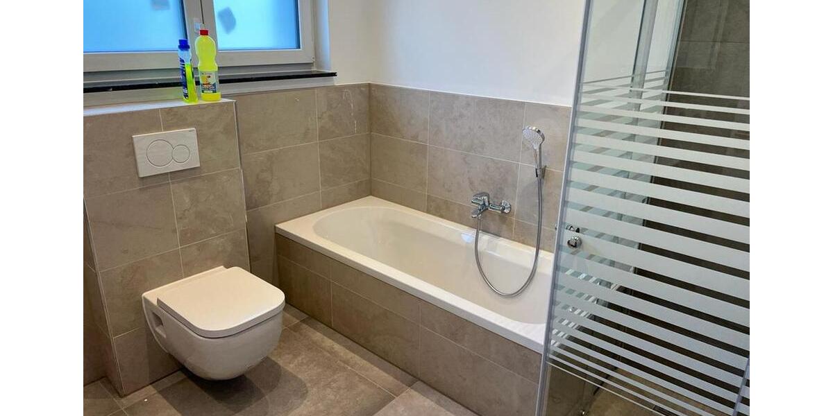 Doppelhaushälfte Frankfurt am Main Bergen-Enkheim - 6 Zimmer, 230 m&sup2;, 2.600&euro; | Angebot:26447582