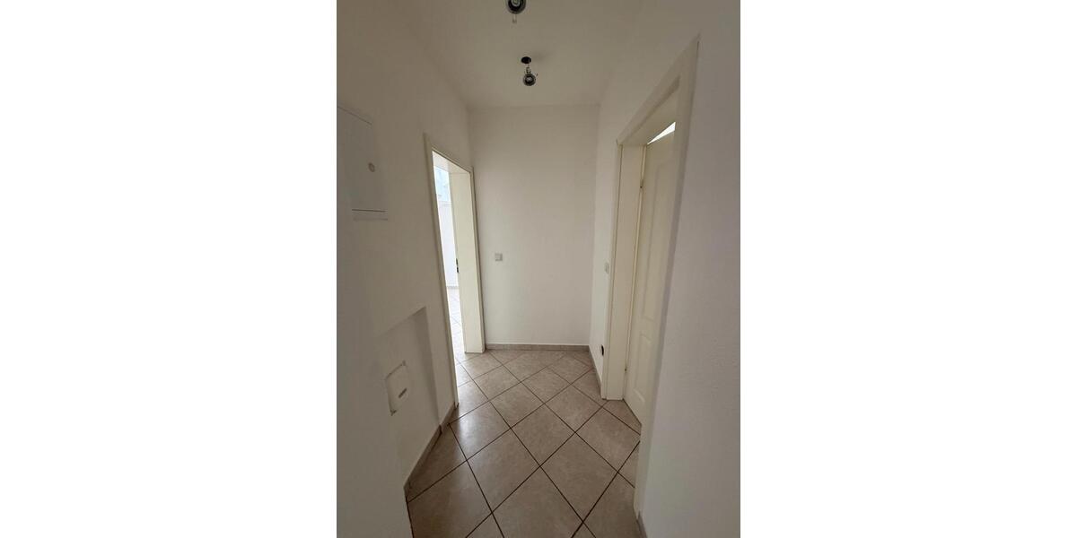 Dachgeschoßwohnung Babenhausen - 4 Zimmer, 100 m&sup2;, 1.500&euro; | Angebot:27620653