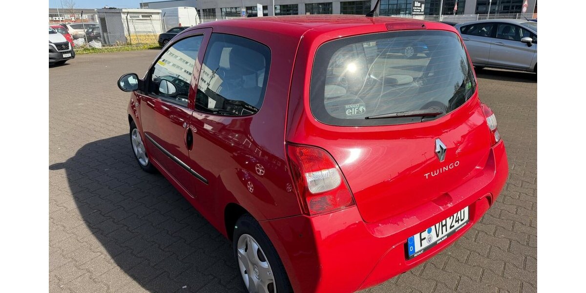 Renault Twingo Automatik TÜV 116.977 km 3.399 &euro; Frankfurt 60386