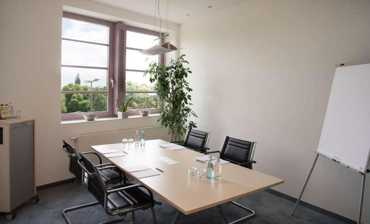 Gewerbeobjekt Bad Homburg vor der Höhe Berliner Siedlung/Gartenfeld - 199&euro; | Angebot:25967946