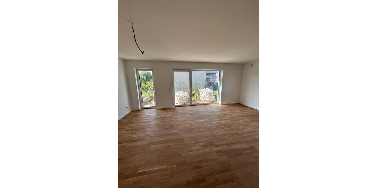 Erdgeschoßwohnung Gründau - 2 Zimmer, 79 m&sup2;, 1.050&euro; | Angebot:24377846