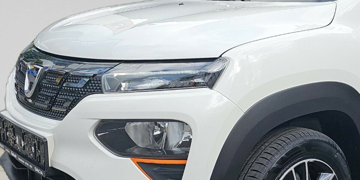 Dacia Spring Electric Comfort Plus CCS, Kamera, Navi 27.000 km 8.790 &euro; Schwalbach/Taunus 65824