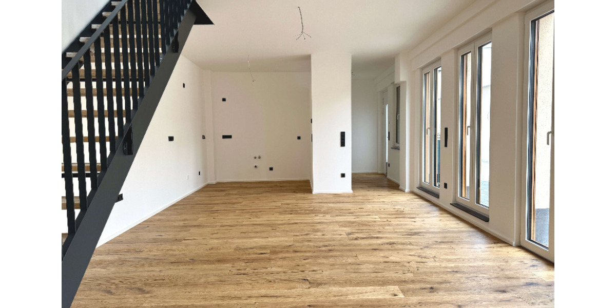 Reihenhaus Hanau - 4 Zimmer, 129 m&sup2;, 1.950&euro; | Angebot:24703271