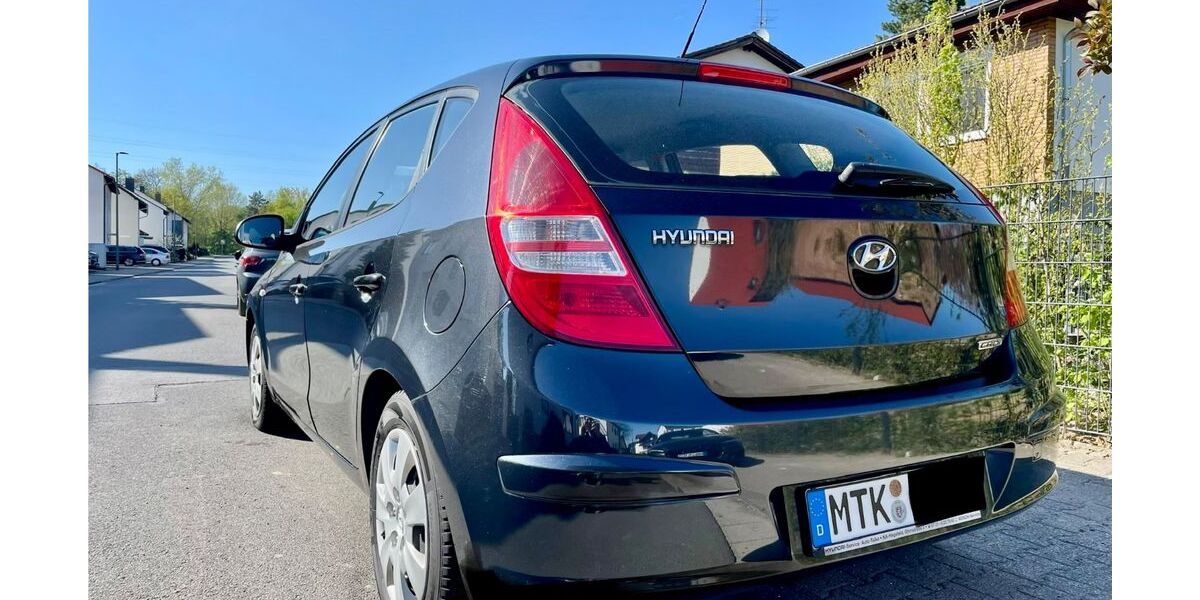Hyundai i30 153.000 km 4.100 &euro; Sulzbach 65843