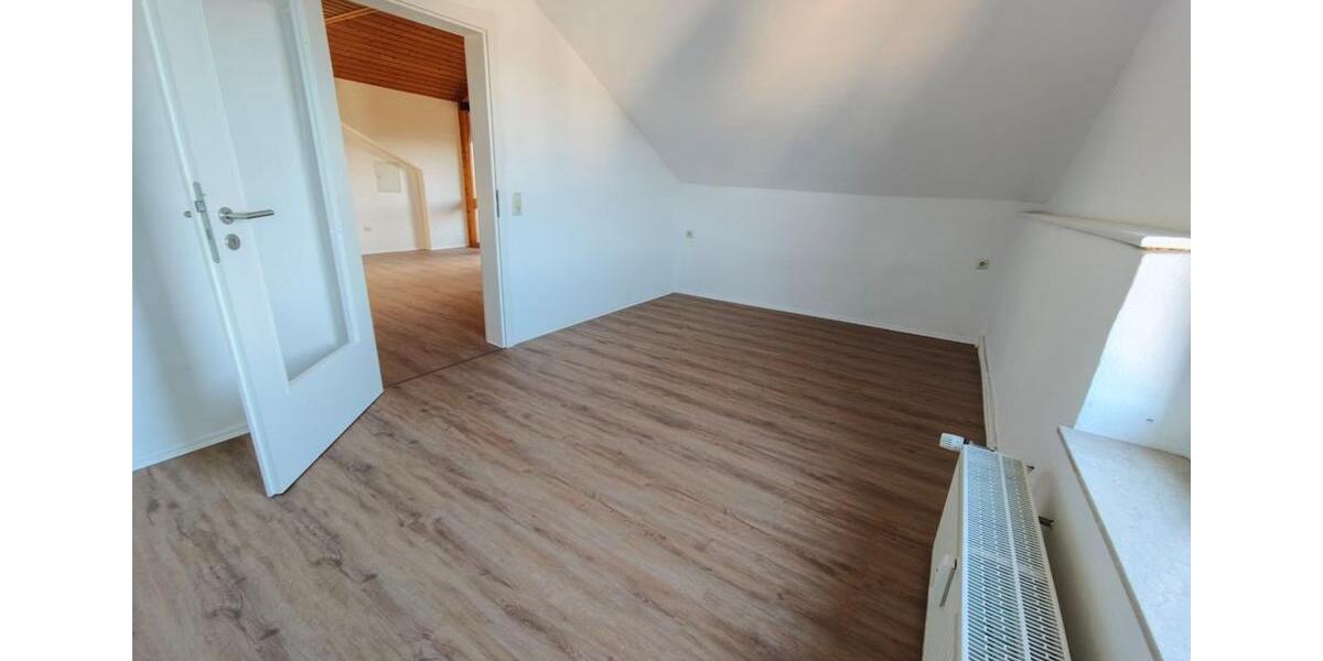 Einfamilienhaus Gelnhausen - 5 Zimmer, 90 m&sup2;, 1.100&euro; | Angebot:27709101