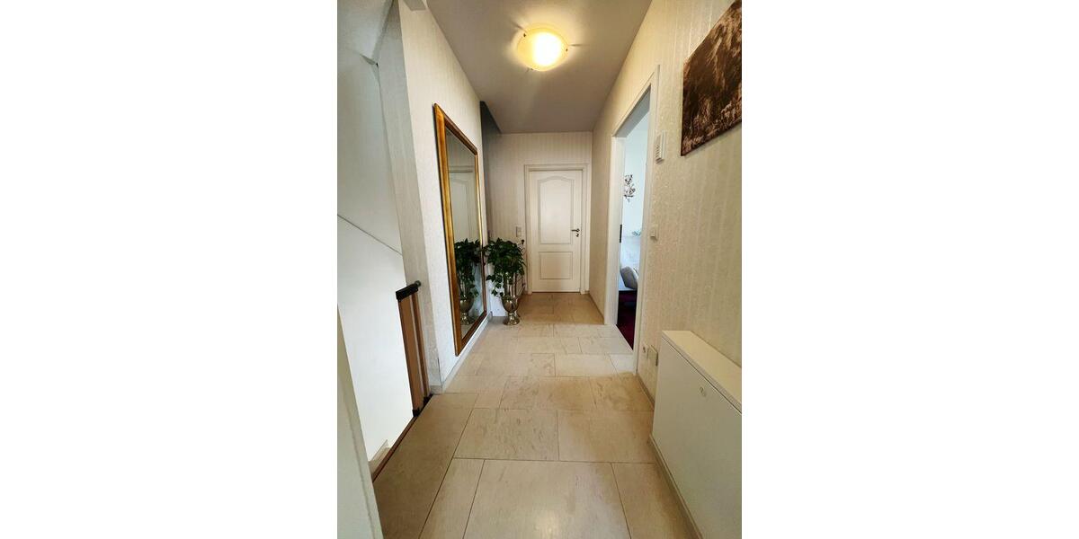 Reihenhaus Frankfurt am Main West - 4.5 Zimmer, 143 m&sup2;, 795.000&euro; | Angebot:26635198