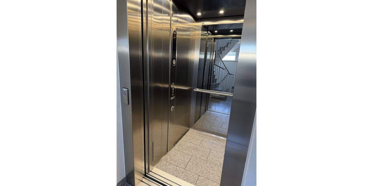 Etagenwohnung Frankfurt Ginnheim - 3 Zimmer, 86 m&sup2;, 569.000&euro; | Angebot:25782960