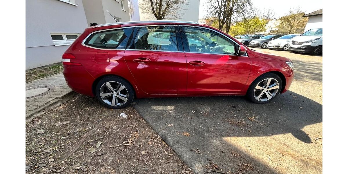 Peugeot 308 186.000 km 5.750 &euro; Friedberg 61169