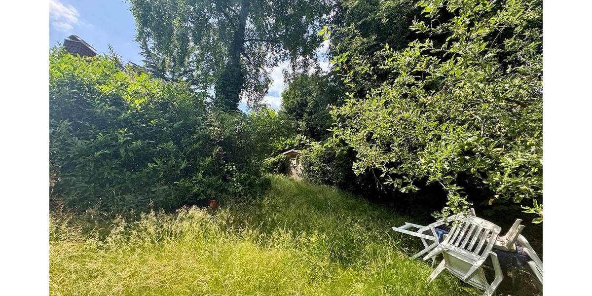 Oberursel - Oberstedten: Großzügiges Grundstück mit Altbestand! - Einfamilienhaus Oberursel | Angebot:22081672