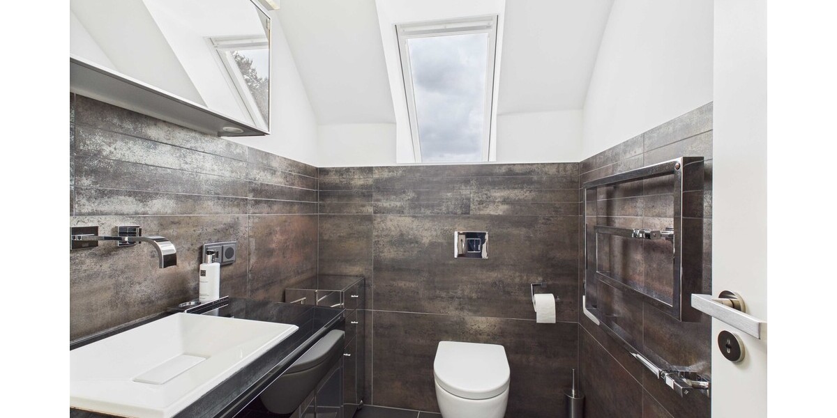 Exklusives Maisonette-Penthouse mit EBK, Whirlpool, Sauna & 2 TG-Stellplätzen - provisionsfrei - Maisonettenwohnung Karben / Petterweil Petterweil | Angebot:24951224