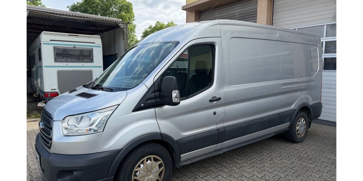 Ford Transit 270.000 km 8.990 &euro; Frankfurt am Main 65933