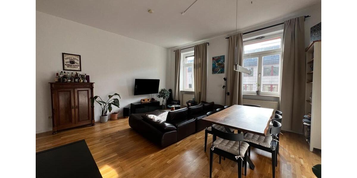 Etagenwohnung Frankfurt am Main Innenstadt - 3 Zimmer, 95 m&sup2;, 2.500&euro; | Angebot:25809532