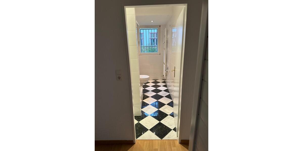 Etagenwohnung Frankfurt am Main Innenstadt 2 - 2 Zimmer, 48 m&sup2;, 1.250&euro; | Angebot:25827319