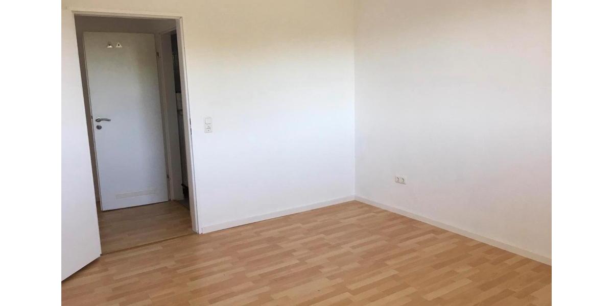 Etagenwohnung Hanau Kesselstadt - 2.5 Zimmer, 63 m&sup2;, 857&euro; | Angebot:25979956