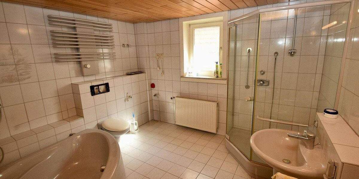 Einfamilienhaus Schaafheim - 1 Zimmer, 268 m&sup2;, 389.000&euro; | Angebot:25696249