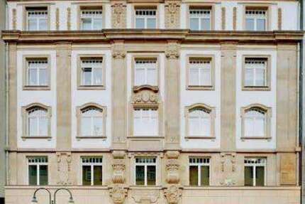 Wohnung Frankfurt am Main Innenstadt - 3.5 Zimmer, 247 m&sup2;, 4.450&euro; | Angebot:26062703