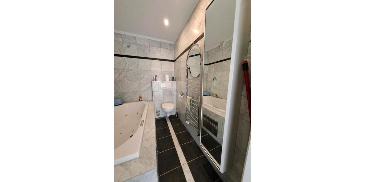 Etagenwohnung Eschborn - 2 Zimmer, 42 m&sup2;, 199.999&euro; | Angebot:25564515