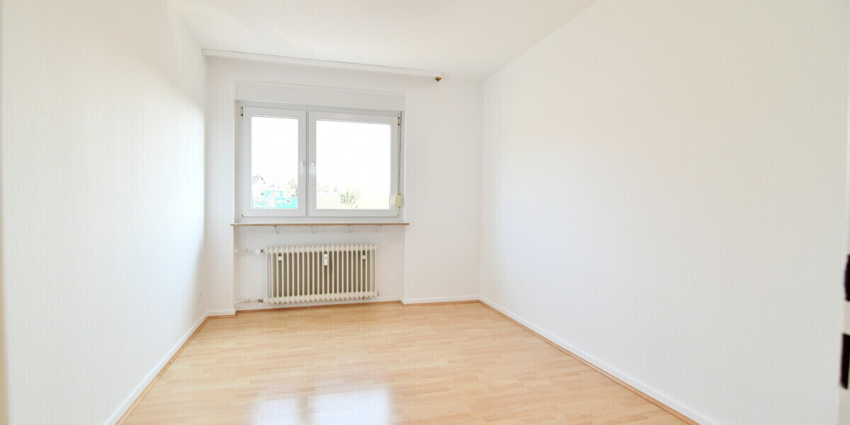 Top geschnittene 4 Zi Whg mit Lift nahe dem Kurpark - Etagenwohnung Bad Soden am Taunus | Angebot:26987424