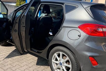 Ford Fiesta 76.000 km 10.490 &euro; Rosbach 61191