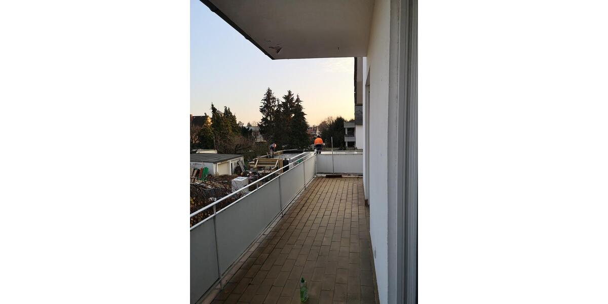 Etagenwohnung Dreieich - 3 Zimmer, 80 m&sup2;, 1.200&euro; | Angebot:25907774