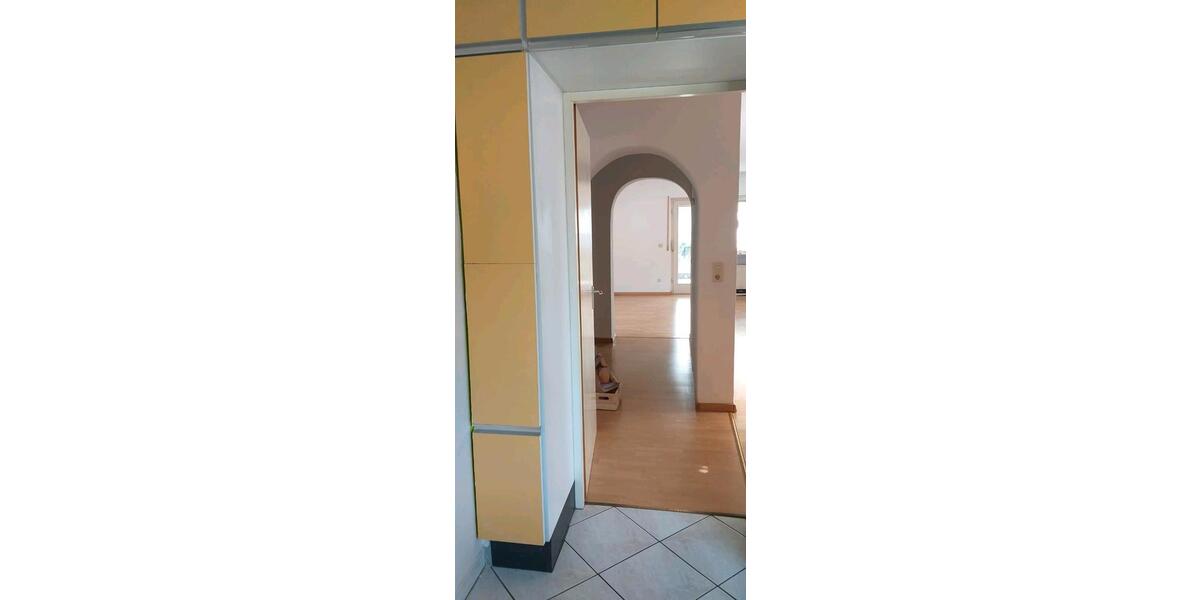 Mehrfamilienhaus, Wohnhaus Bruchköbel - 14 Zimmer, 400 m&sup2;, 1.300.000&euro; | Angebot:26957543