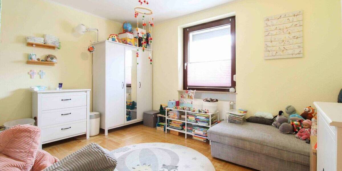 Etagenwohnung Gelnhausen - 3 Zimmer, 91 m&sup2;, 299.000&euro; | Angebot:26596126