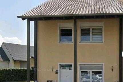 Haus Kahl am Main - 5 Zimmer, 140 m&sup2;, 2.180&euro; | Angebot:27617222