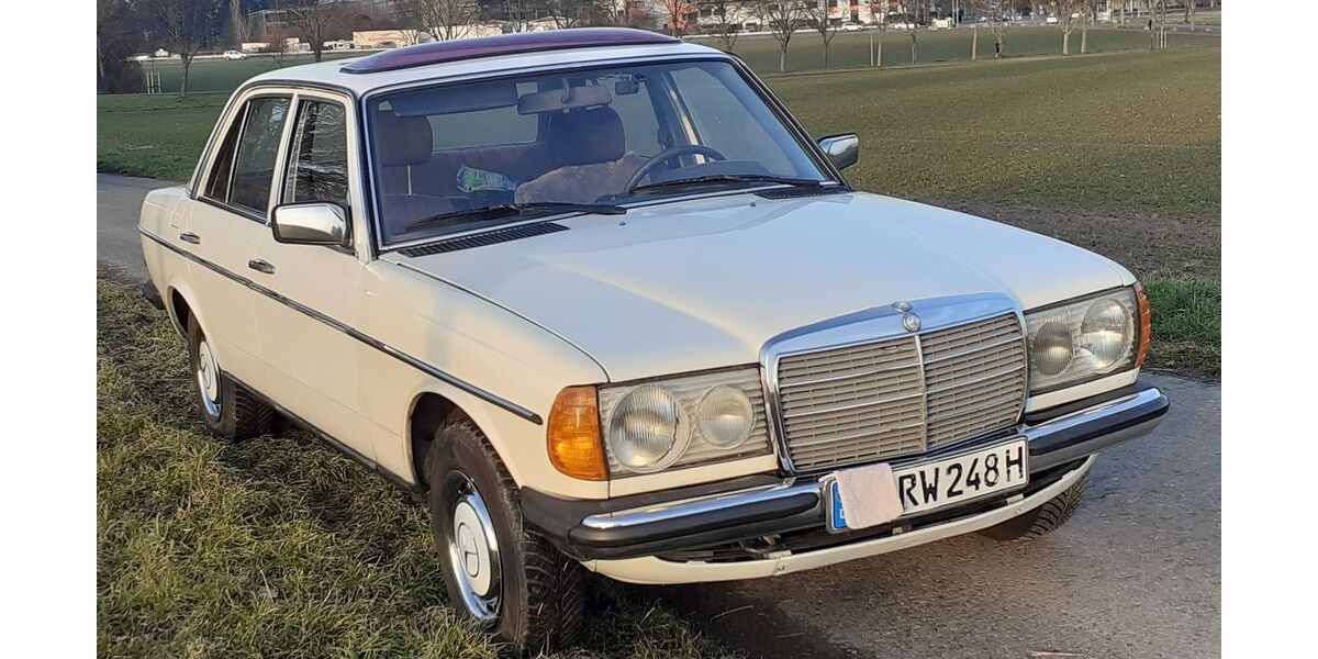 Mercedes-Benz 240 442.000 km 11.900 &euro; Bad Homburg 61348