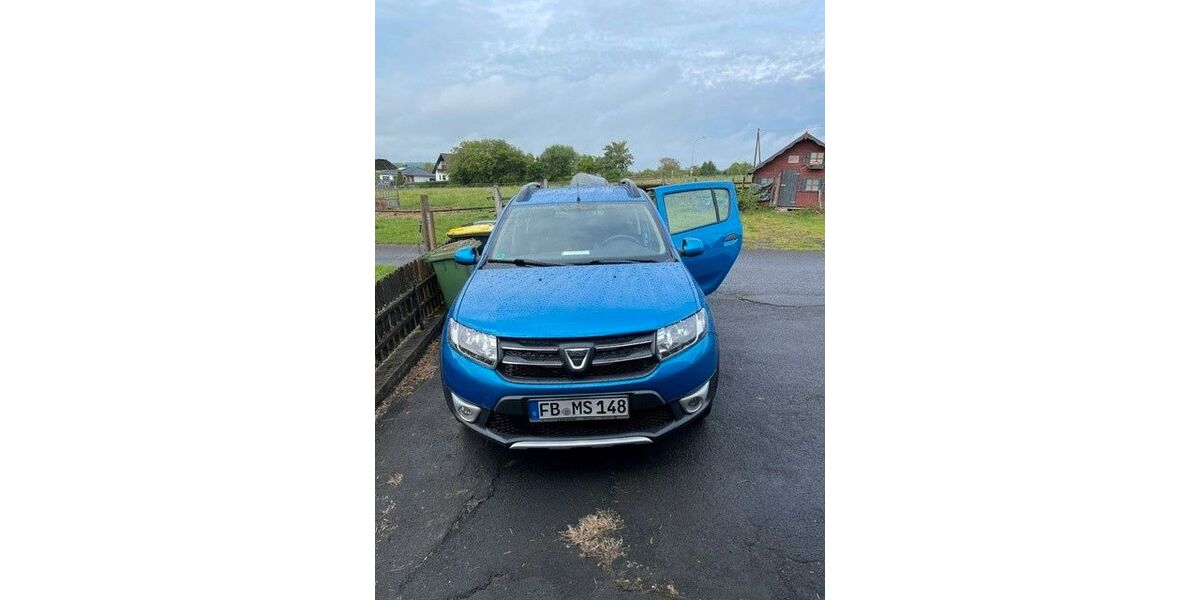 Dacia Sandero 85.000 km 6.400 &euro; Büdingen 63654