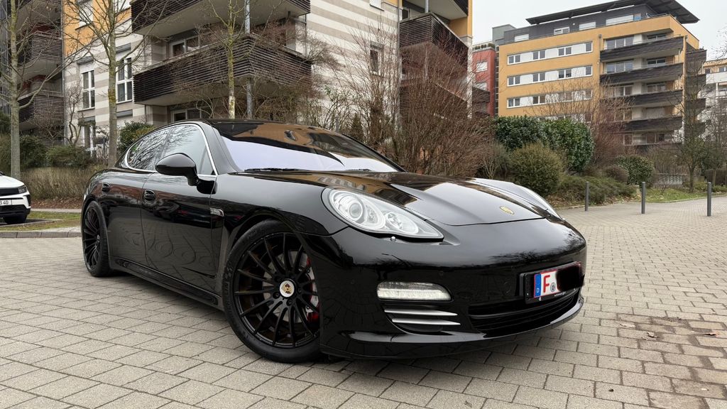 Porsche Panamera 259.741 km 17.390 &euro; Frankfurt am Main 60486