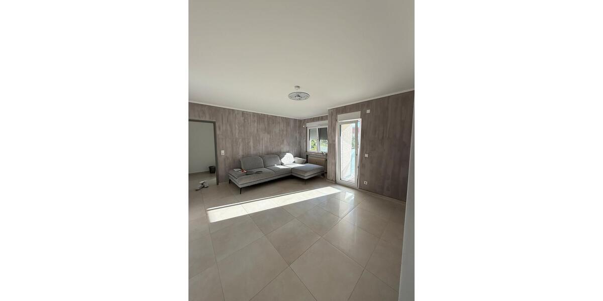 Etagenwohnung Hanau Lamboy - 3 Zimmer, 65 m&sup2;, 210.000&euro; | Angebot:26662251