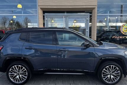 Jeep Compass 60.812 km 29.999 &euro; Aschaffenburg 63741