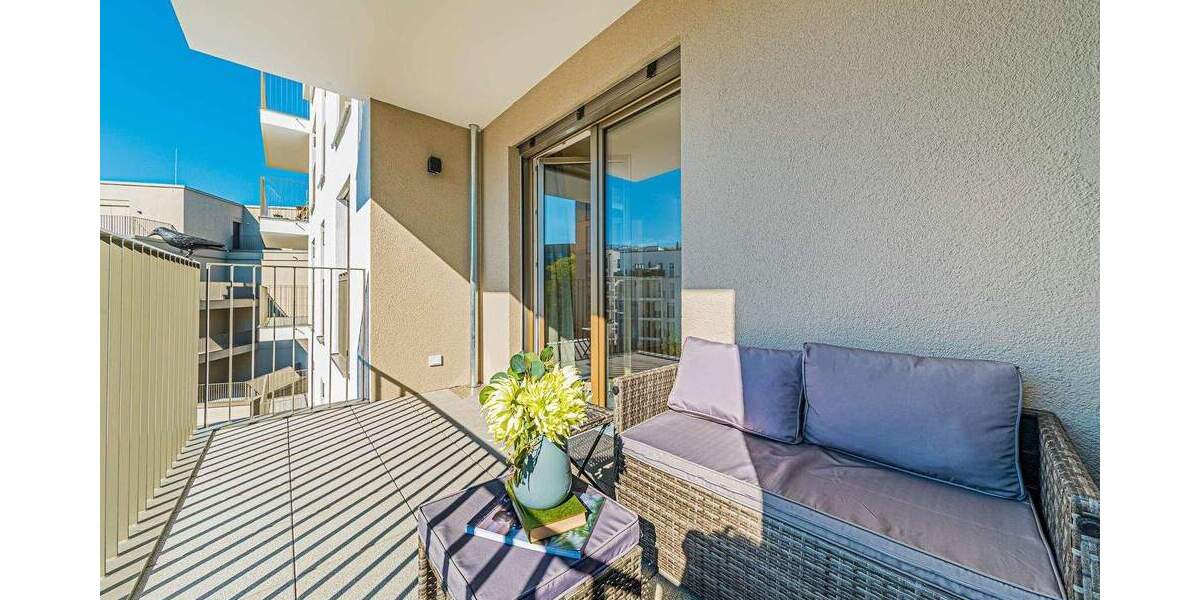 Etagenwohnung Frankfurt am Main Fechenheim - 2 Zimmer, 79 m&sup2;, 2.410&euro; | Angebot:25727282