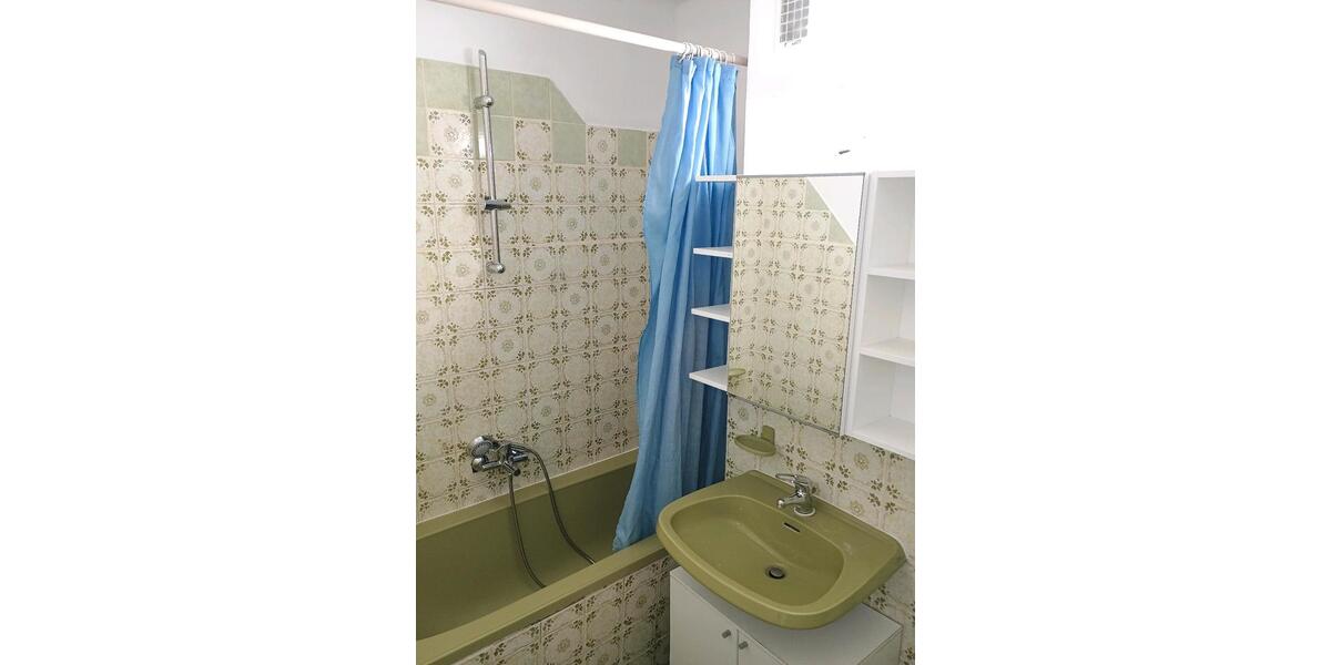 Etagenwohnung Frankfurt am Main Nied - 3 Zimmer, 79 m&sup2;, 1.270&euro; | Angebot:25838004