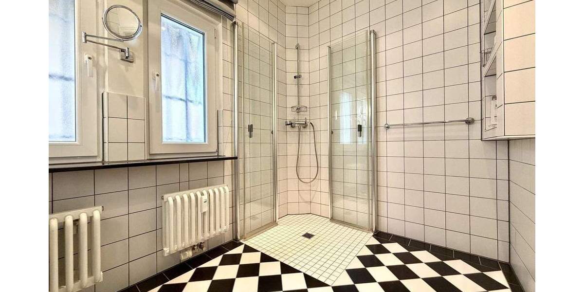 Mehrfamilienhaus, Wohnhaus Offenbach Offenbach am Main - 9 Zimmer, 307 m&sup2;, 1.370.000&euro; | Angebot:25696458