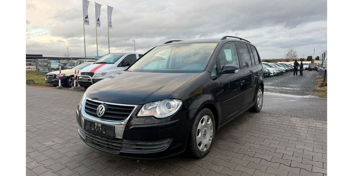 VW Touran 205.000 km 5.499 &euro; Dietzenbach 63128