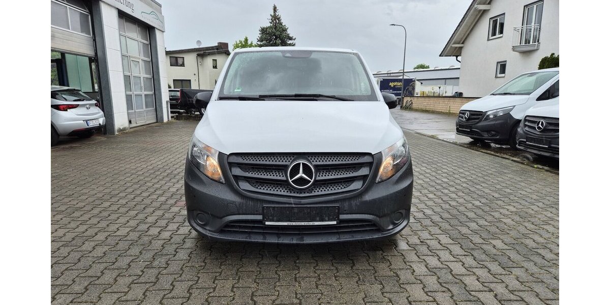 Mercedes-Benz A 180 Progressive Automatik, Rückfahrkamera, LED S 46.111 km 22.890 &euro; Rodgau 63110